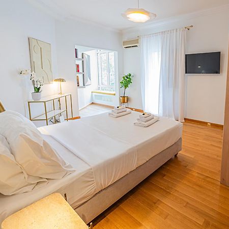 Apartmán Ιkia Plaka - Timeless Elegance In Atény Exteriér fotografie